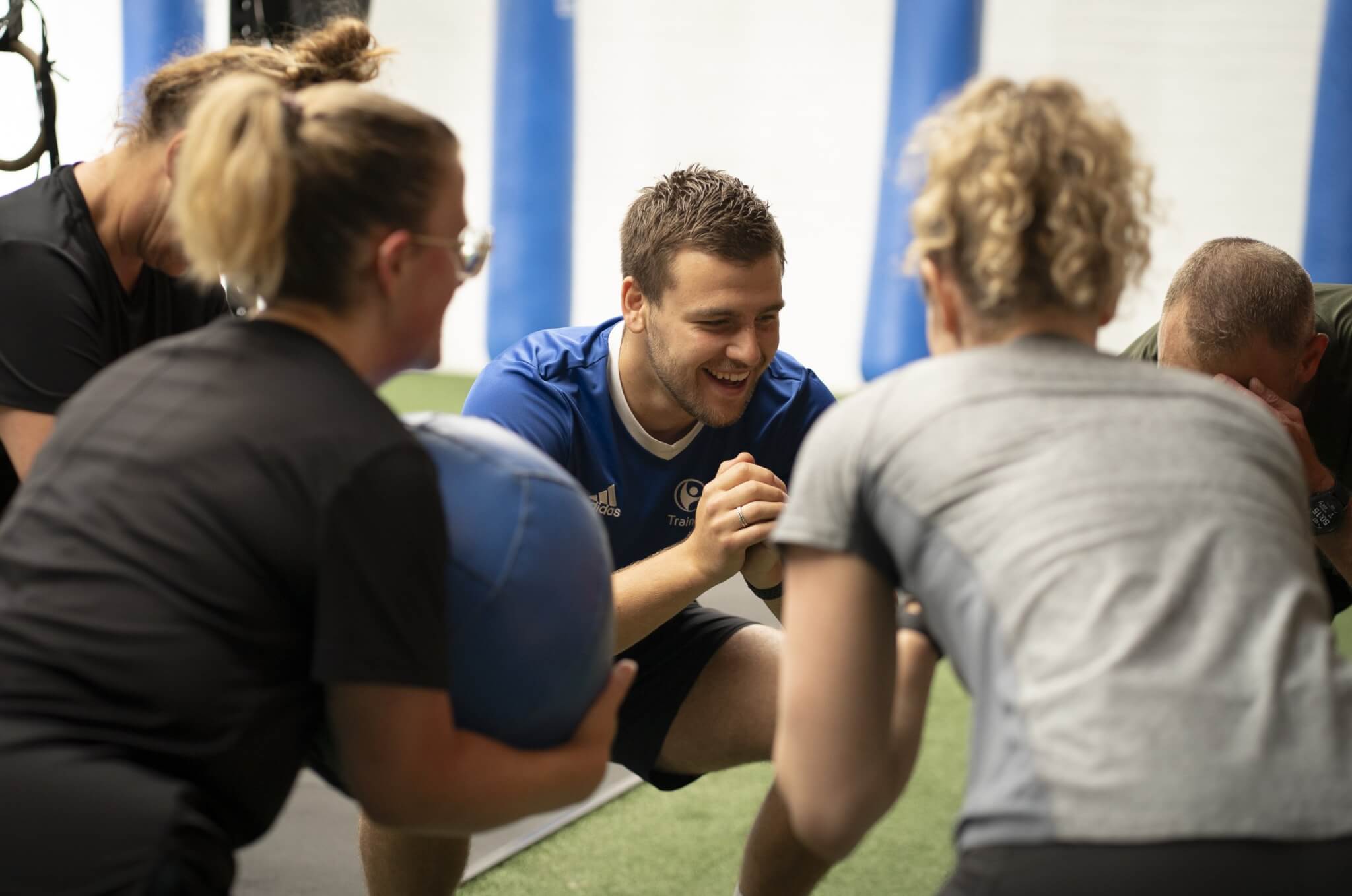 Work-out Nijmegen-Noord in groepen tijdens onze indoor bootcamps